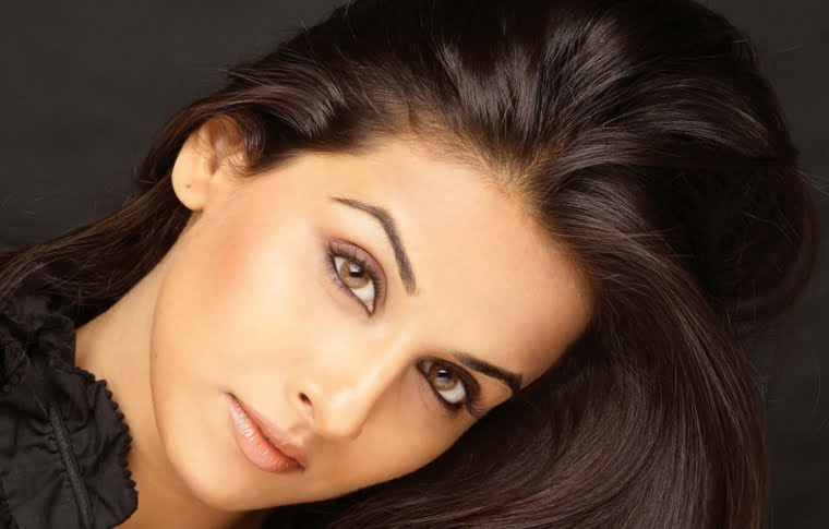 그대의 눈을 바라보노라면